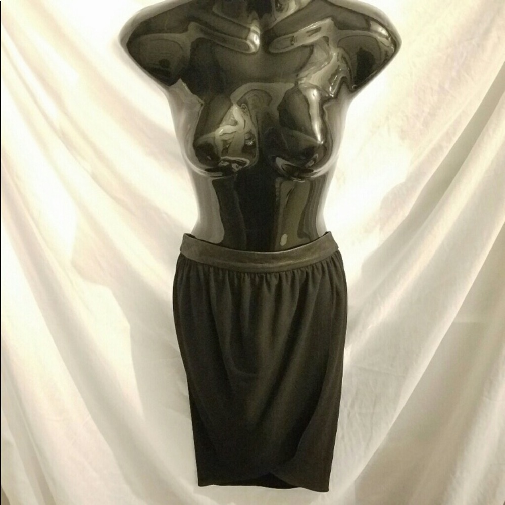 Alice + Olivia leather trim‎ skirt